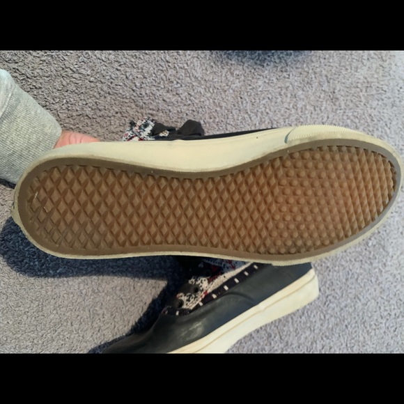 Vans Holiday High Top Sneakers *Like New* - Picture 4 of 5